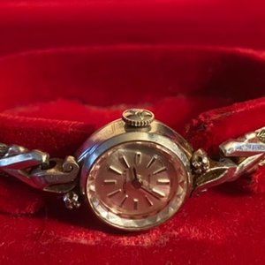Wittnauer Diamond Deb watch